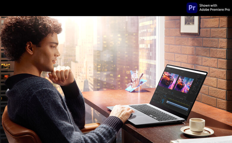 SAMSUNG Galaxy Book4 Ultra _6