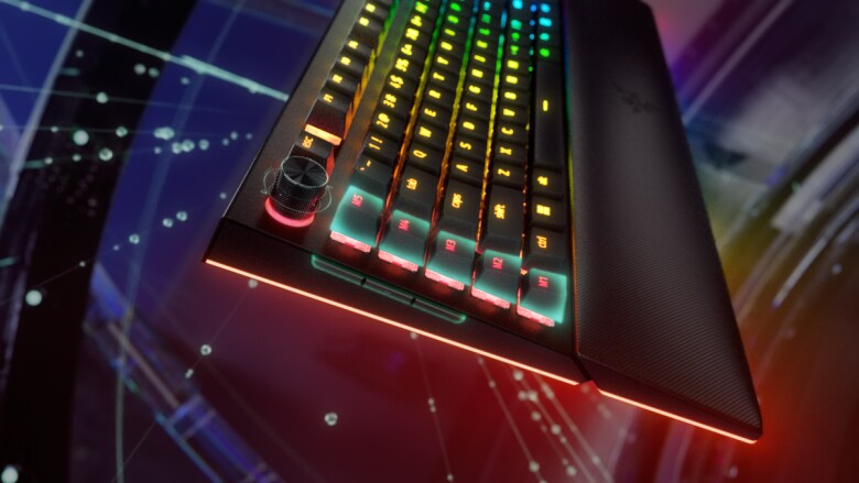 Razer BlackWidow V4 Pro Gaming Tastatur (grüne Switches)_4