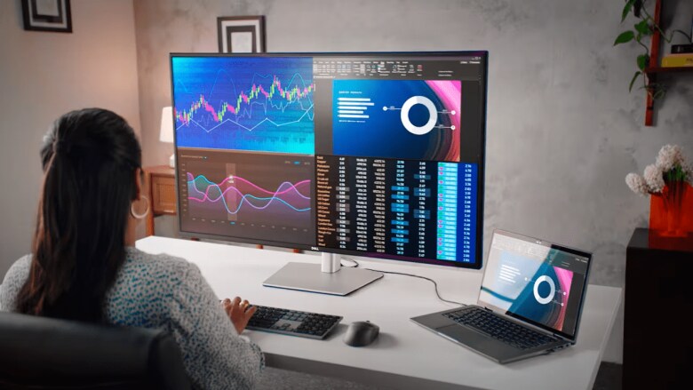 Dell UltraSharp U4323QE Office Monitor - IPS, 4K-UHD, USB-C, LAN_1