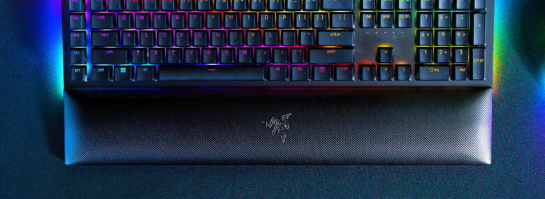 Razer BlackWidow V4 Gaming Tastatur (grüne Switches)_5