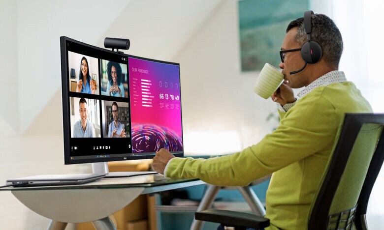 DELL UltraSharp U4025QW Office Monitor_4