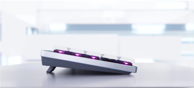 ASUS ROG Falchion RX LP RL_2