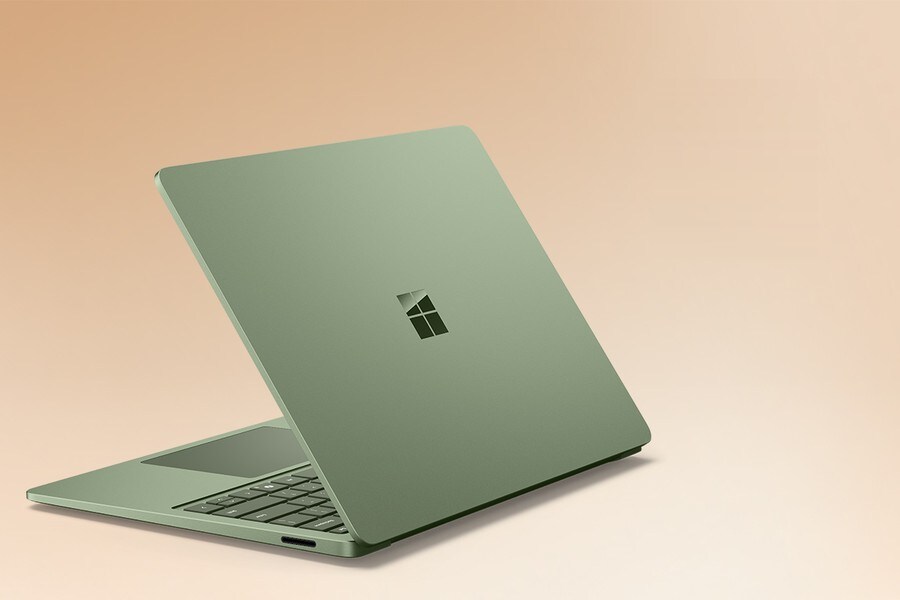 Surface Laptop in Jadegrün