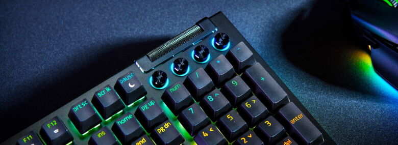 Razer BlackWidow V4 Gaming Tastatur (gelbe Switches)_7