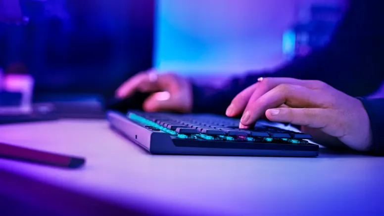 Logitech Gaming G515 LIGHTSPEED TKL Linear Gaming Tastatur_4
