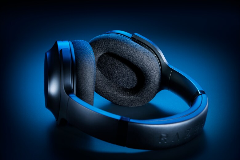 Razer Barracuda Wireless Gaming Headset_3